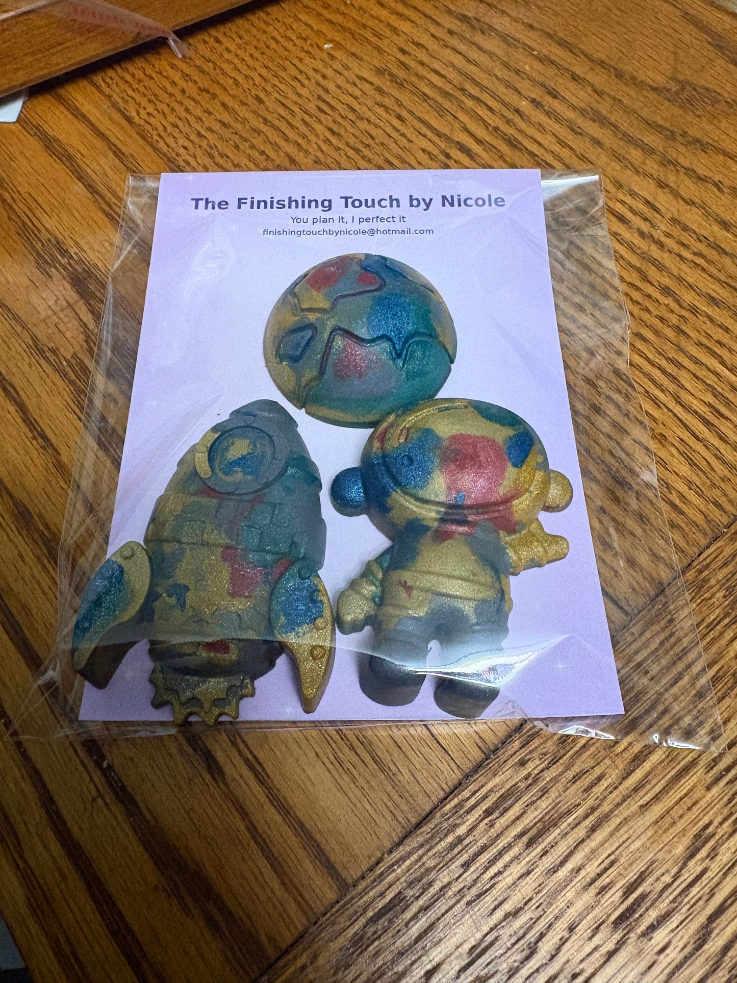 custom favour crayons - jumbo