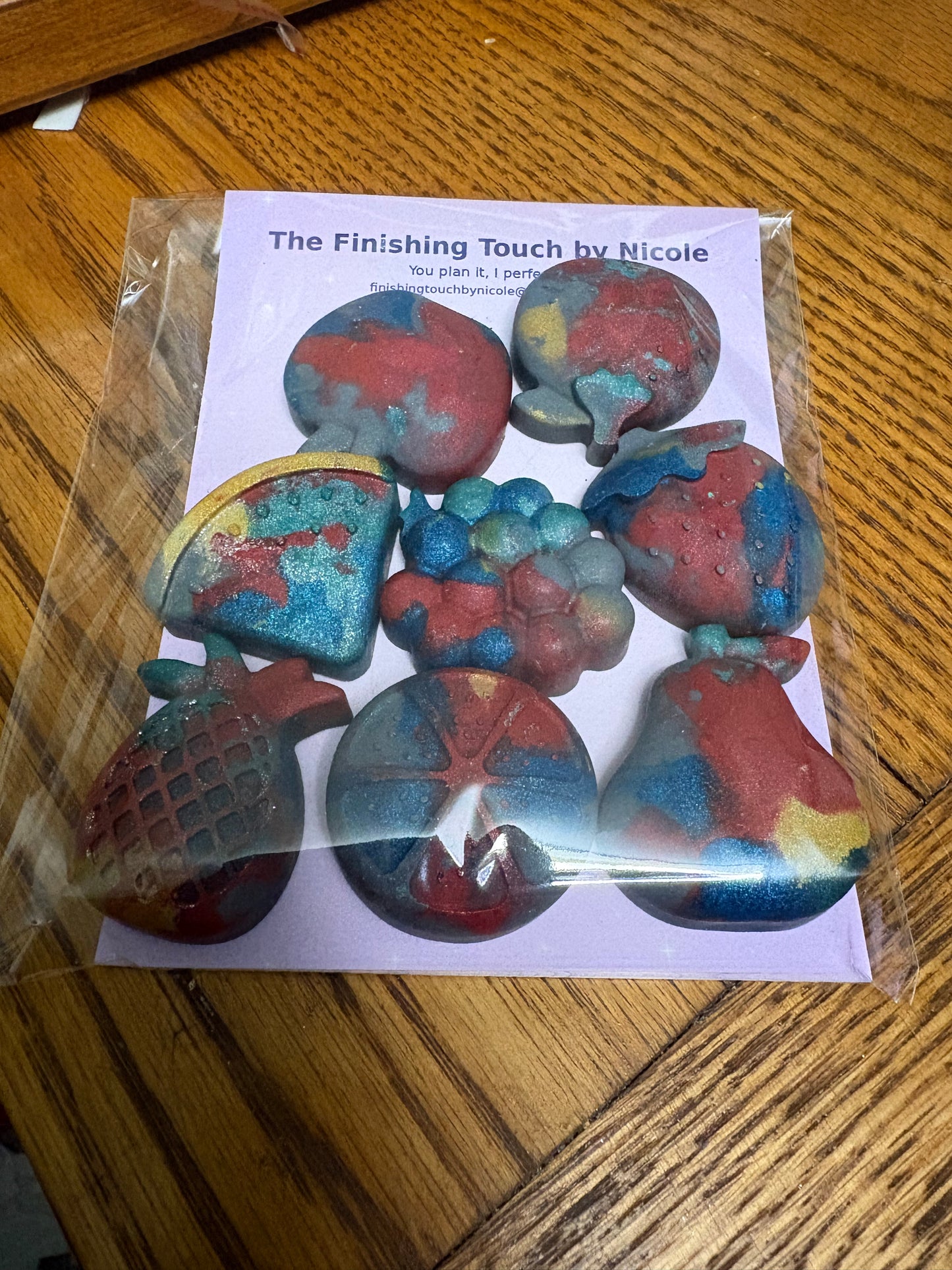 custom favour crayons - jumbo