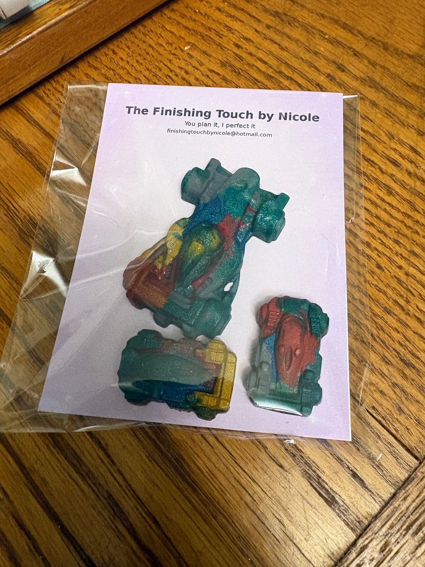 custom favour crayons - jumbo