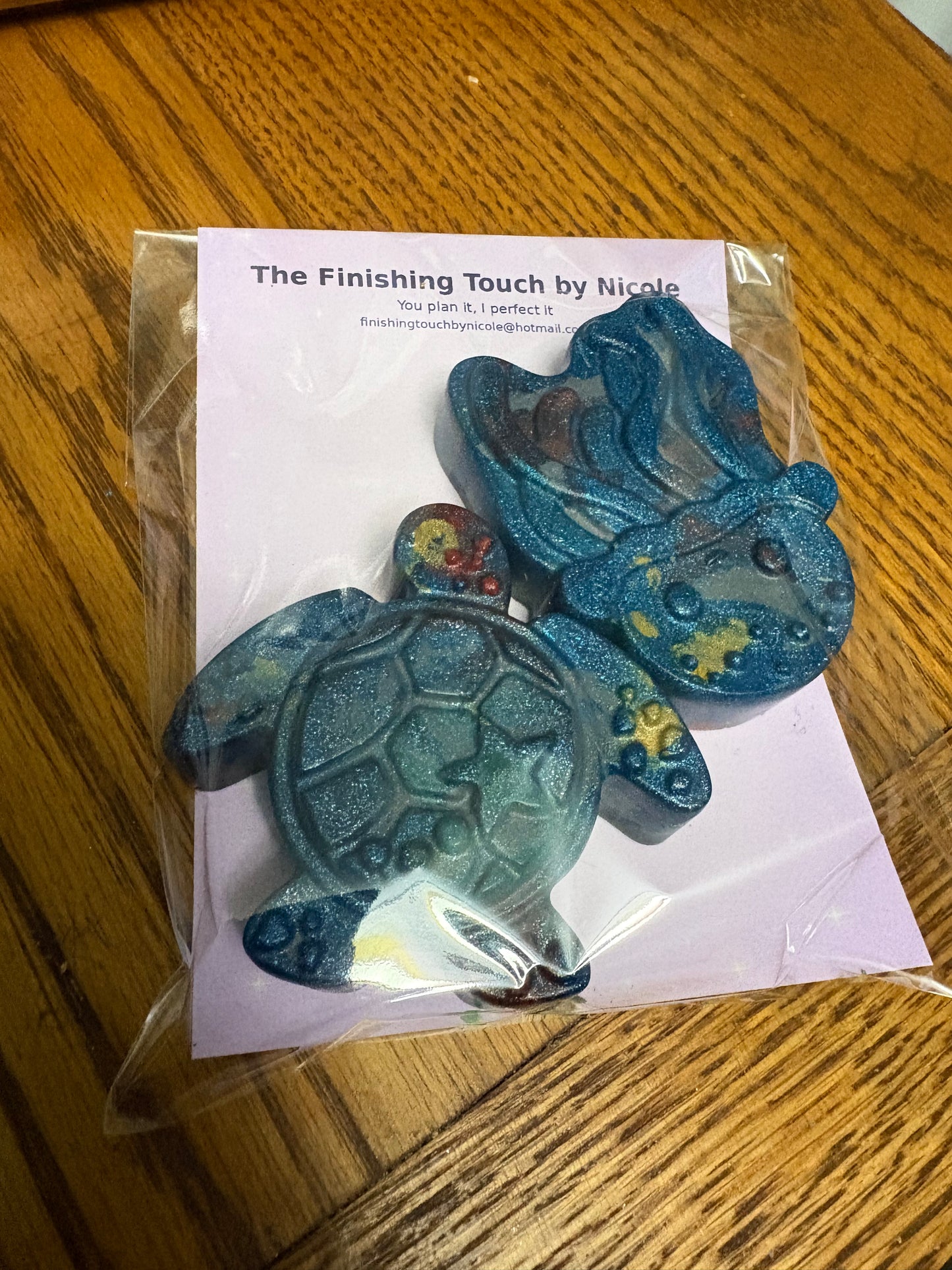 custom favour crayons - jumbo